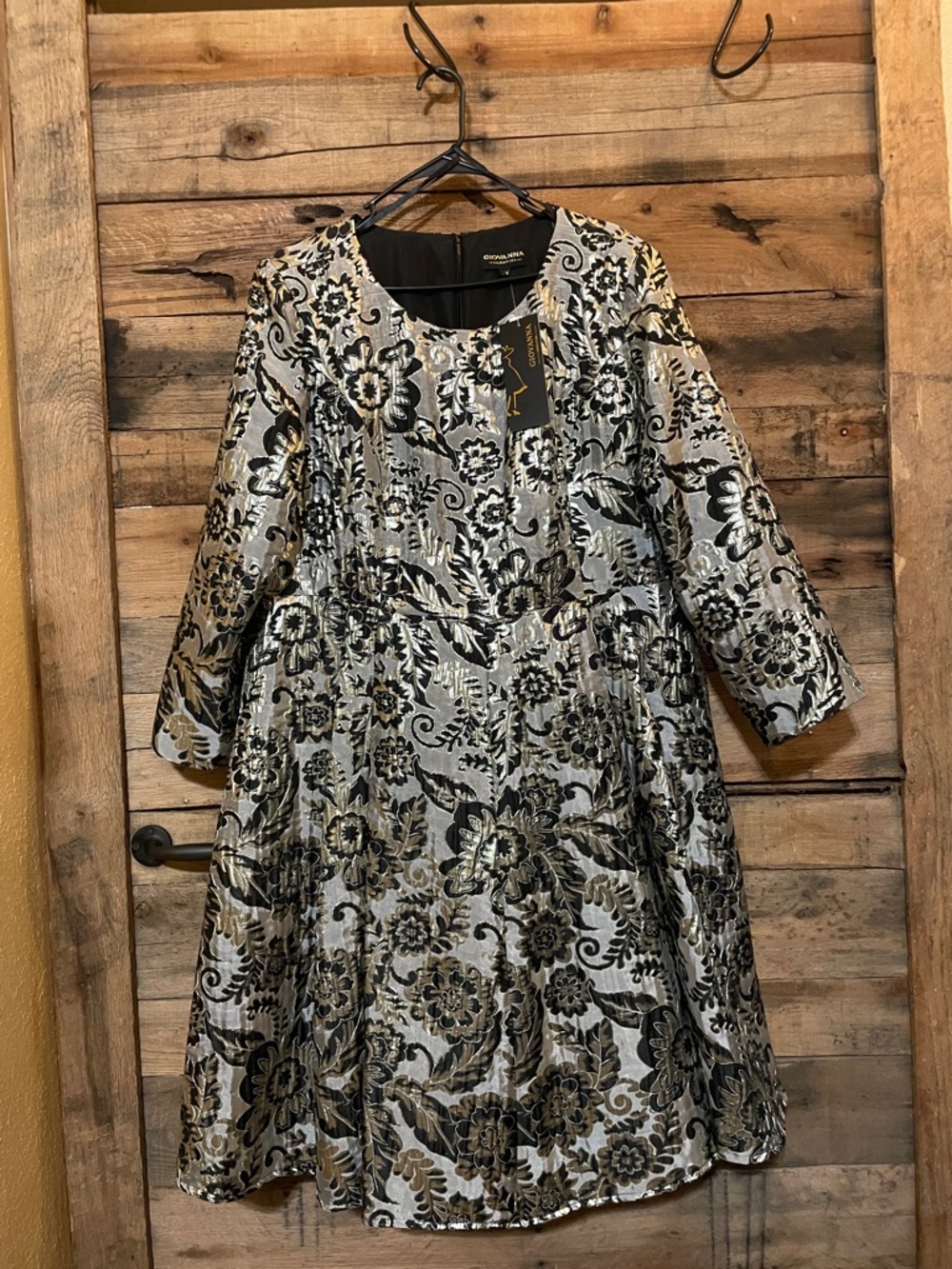 Black and Gold Floral Jacquard Long-Sleeve Dress